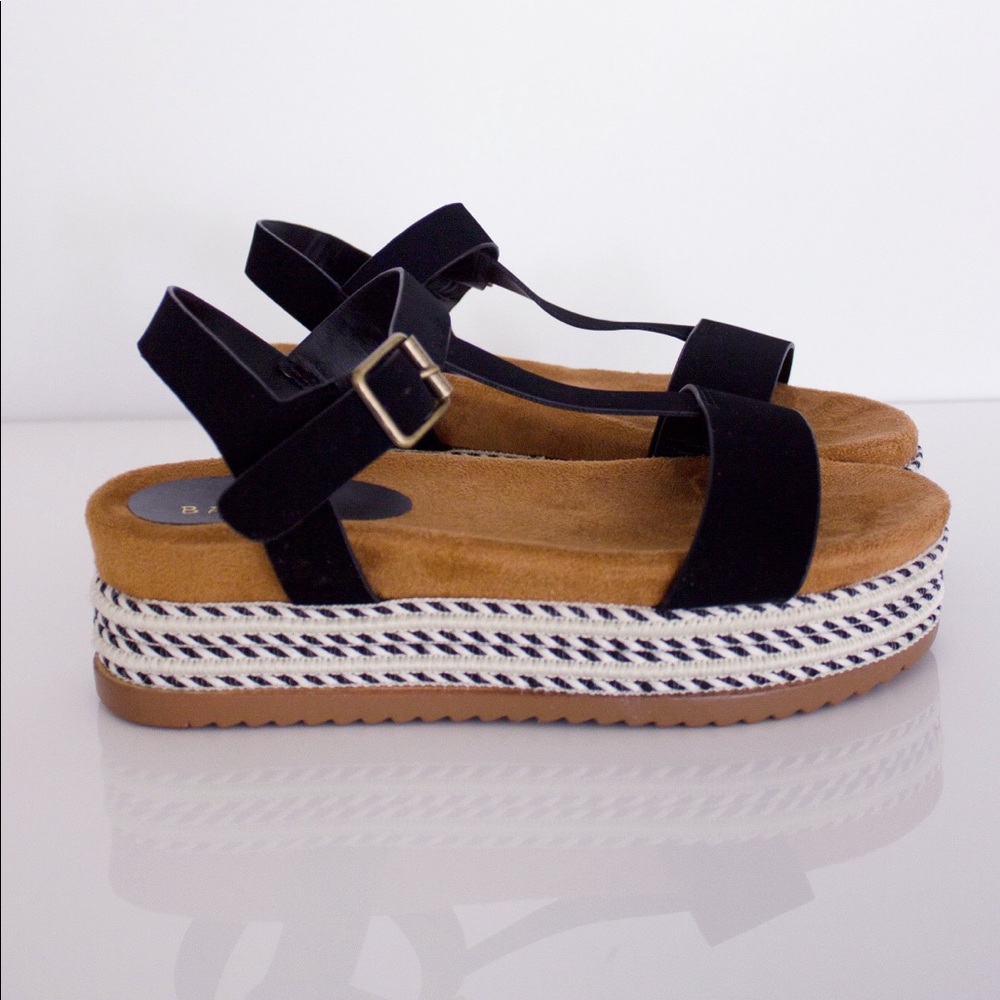 Platform Sandals- Black
